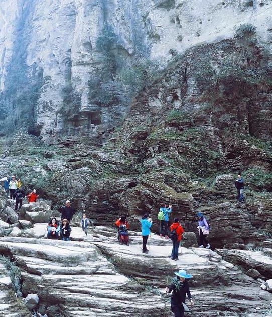 清江古河床徒步攻略 清江古河床徒步 清江古河床徒步攻略 清江古河床徒步