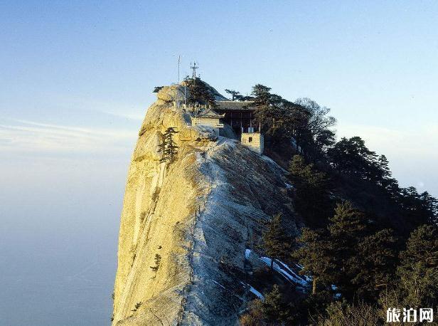 华山最佳登山路线 华山登山必备装备 华山最佳登山路线 华山登山必备装备