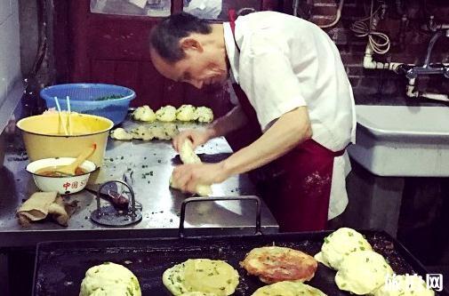 上海有排长队必吃的小吃吗 上海哪些小吃是一定要吃的 上海有排长队必吃的小吃吗 上海哪些小吃是一定要吃的