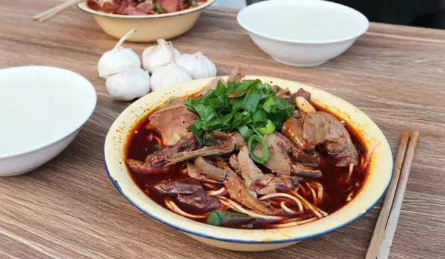 襄阳好吃的 襄阳牛肉面哪里最好吃 襄阳好吃的 襄阳牛肉面哪里最好吃