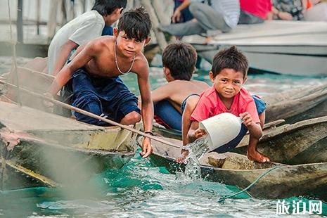在马来西亚一群没有国籍的巴瑶人 在马来西亚一群没有国籍的巴瑶人