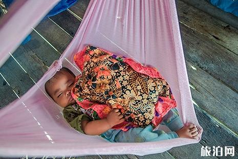 在马来西亚一群没有国籍的巴瑶人 在马来西亚一群没有国籍的巴瑶人