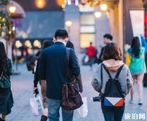 哪种镜头街头摄影最好 哪种镜头街头摄影最好